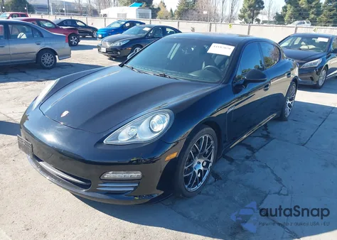 2011 Porsche Panamera 4 z USA, uszkodzony, nr VIN WP0AA2A73BL011584